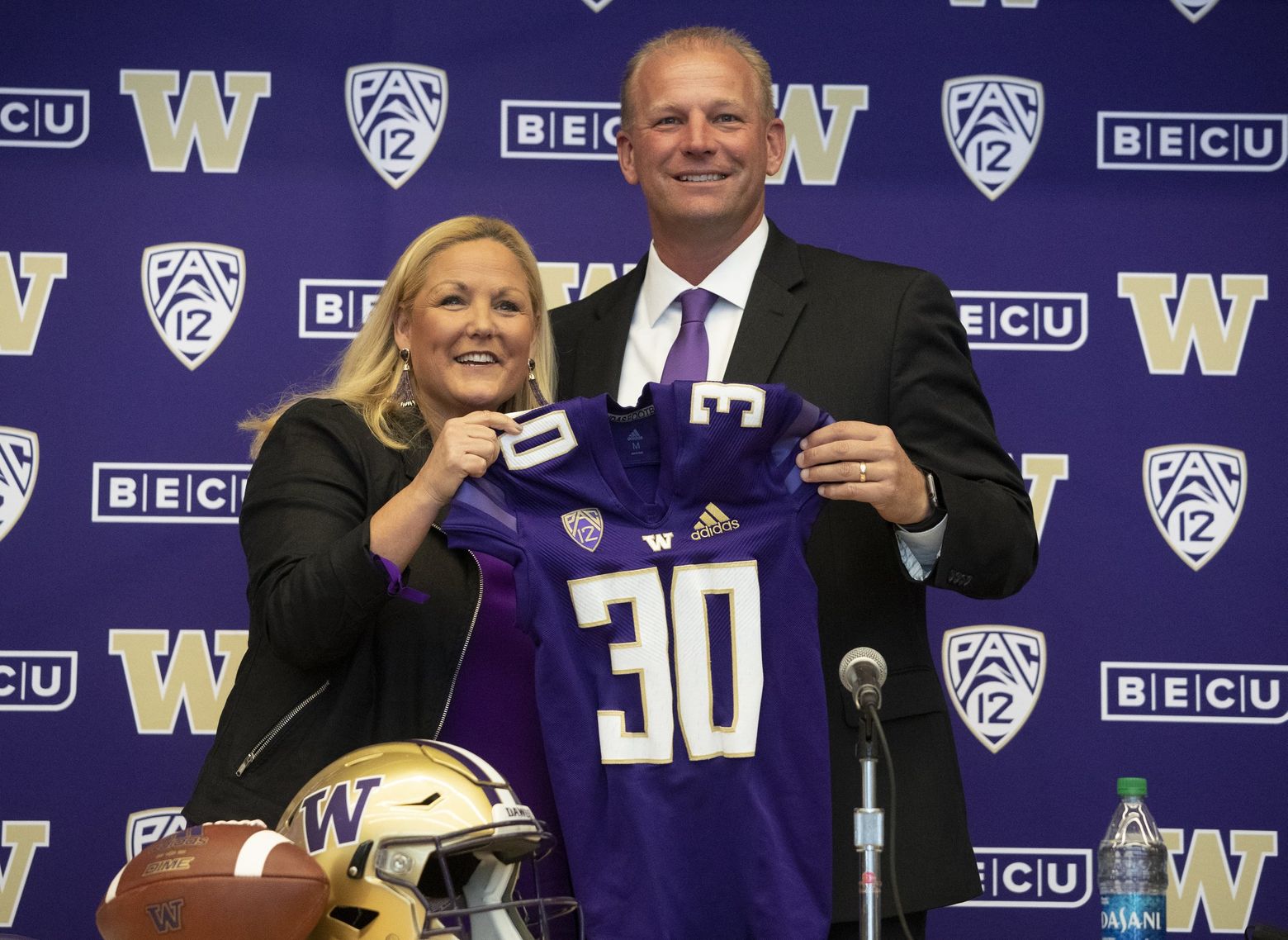 UW's assistant coach salary pool is modestly growing. Have the Huskies put  themselves in a position to succeed? | The Seattle Times