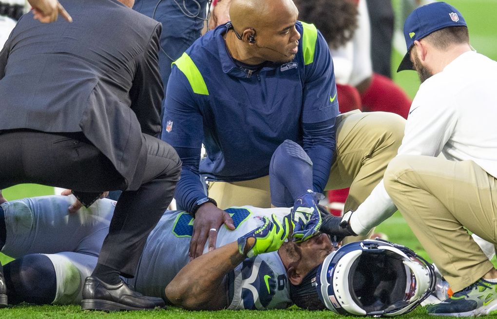 Seahawks safety Quandre Diggs insists he's not holding in, expects to  return to practice soon