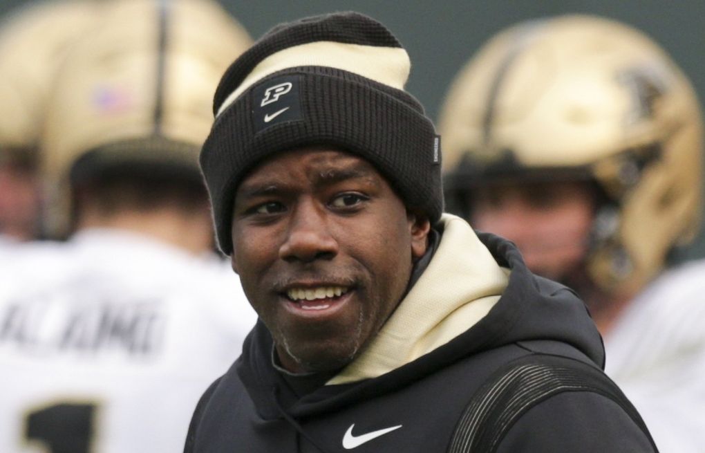 Source: Washington Receiver Coach JaMarcus Shephard is Staying at Washington  – Realdawg.com