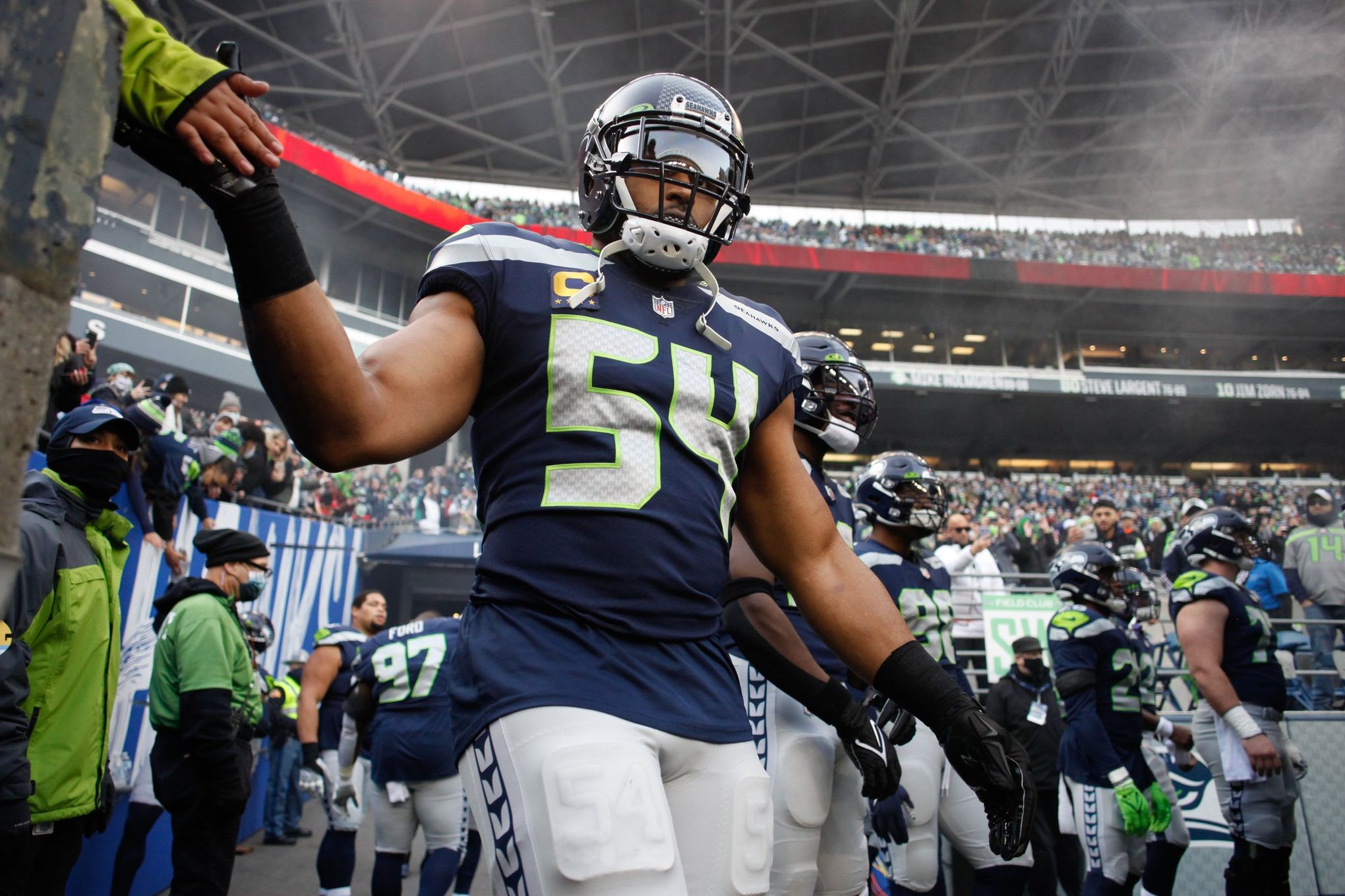 Look: 2 Teams Reportedly Expressed Interest In Star Linebacker Bobby Wagner  - The Spun: What's Trending In The Sports World Today