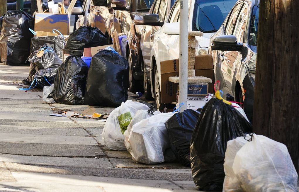 80129 Trash Pickup Christmas 2022 Garbage And Recyclables Pile Up As Omicron Takes Its Toll | The Seattle  Times