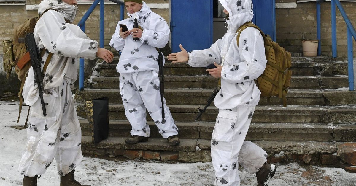 Canada extends, expands military training mission in Ukraine | The ...