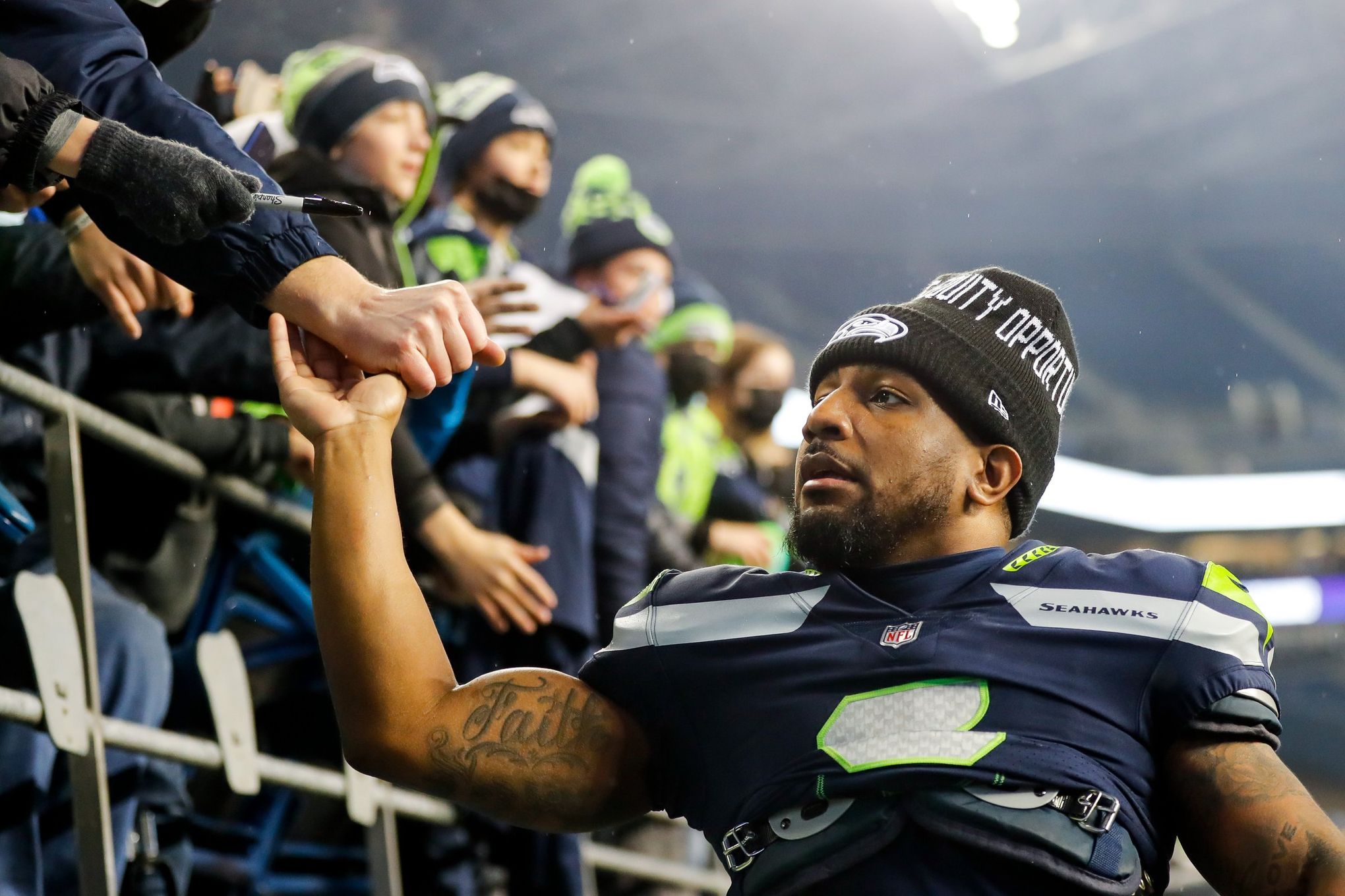 Seahawks' Quandre Diggs grateful for NFL success, Bobby Wagner