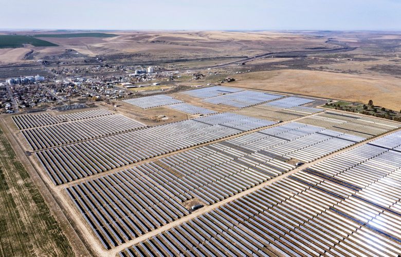 Friday, April 2, 2021.    The Adams Nielson Solar Farm sits next to the town of Lind in central Washington State.  Called the Adams Nielson Solar Farm, it produces 28 megawatts of electricity from it’s 200 acres of solar panels, enough to prower 4,000 homes.  216802