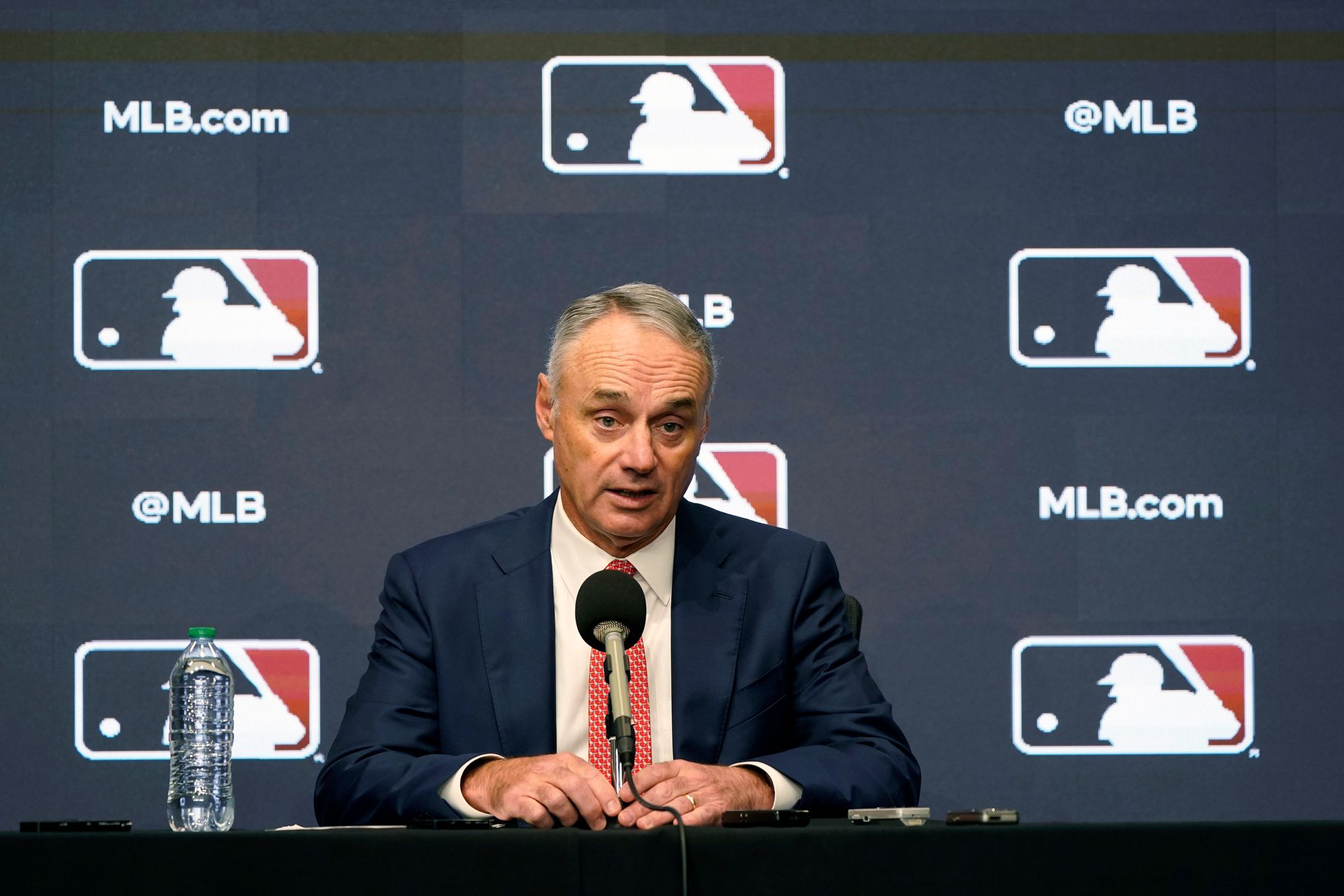 MLB labor talks resume with a new proposal from the owners. How will the  players respond? - The Washington Post