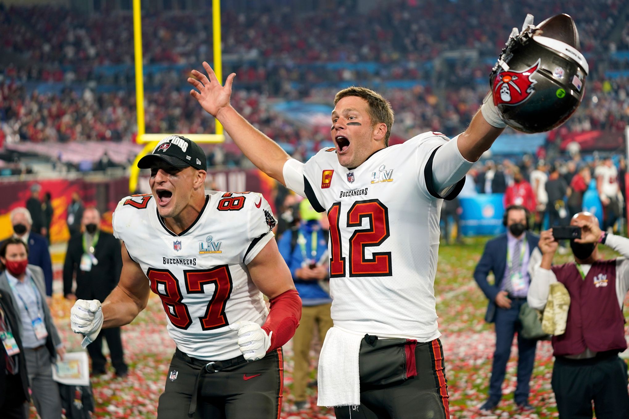 AP PHOTOS: Tom Brady through his unprecedented career