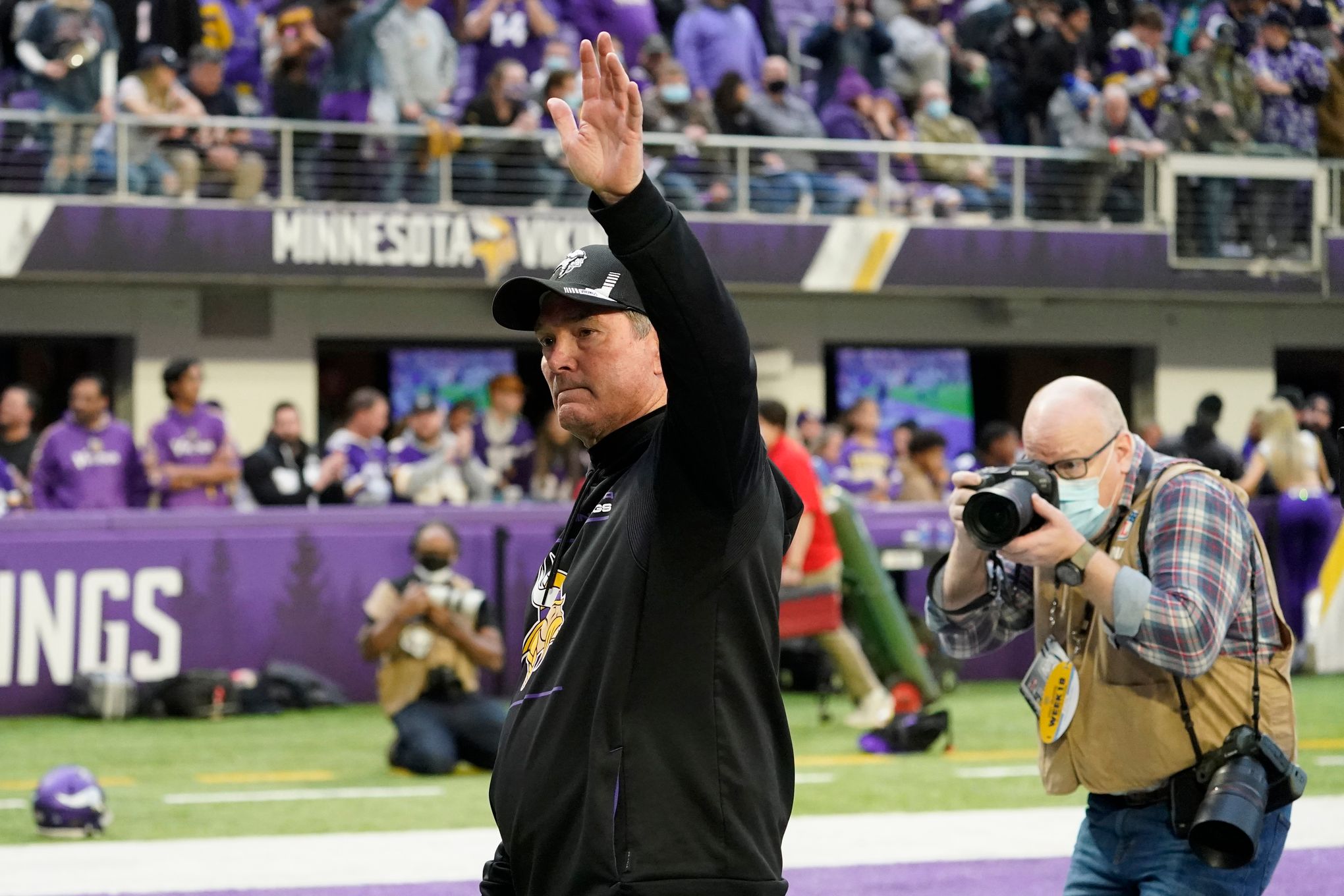 Mike Zimmer playing Minnesota Vikings starters in meaningless game