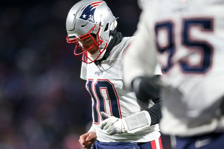 Patriots season ends in crumbling 47-17 loss to Bills