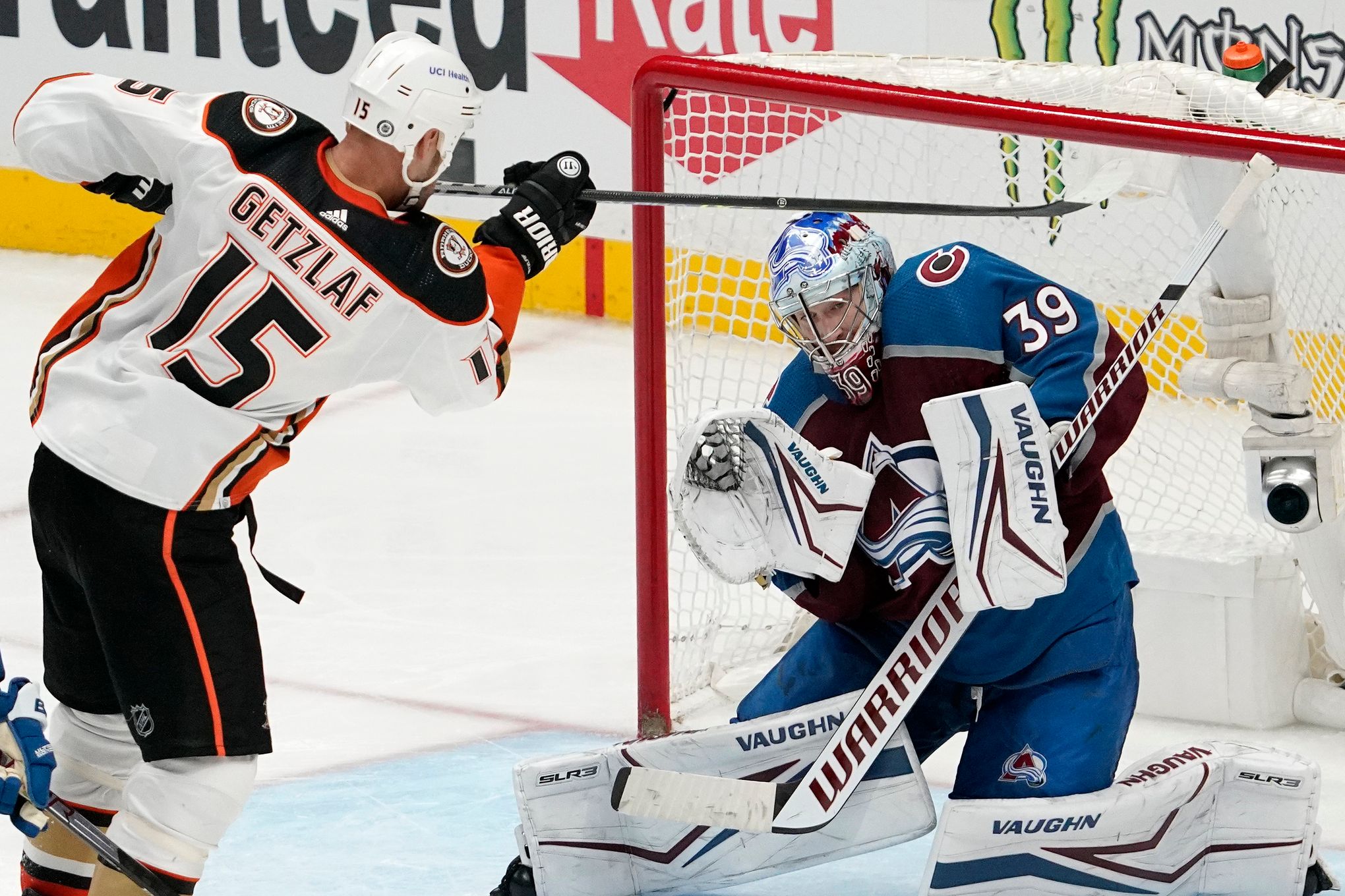 Avalanche goalie Pavel Francouz to return from injury vs. Anaheim Ducks