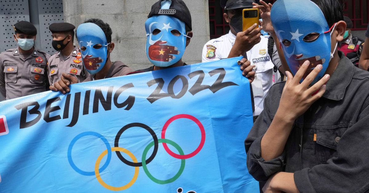 Atlet Olimpiade didesak oleh aktivis untuk tidak mengkritik China