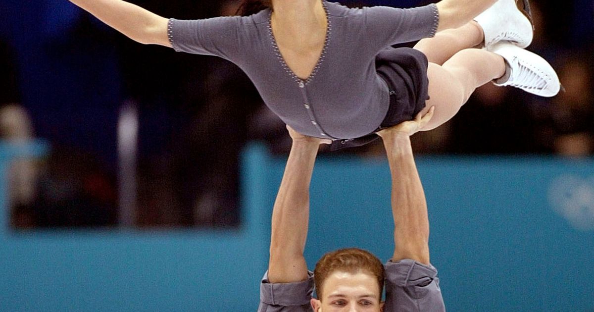 Tara Lipinski and husband examine 2002 skating scandal The Seattle Times