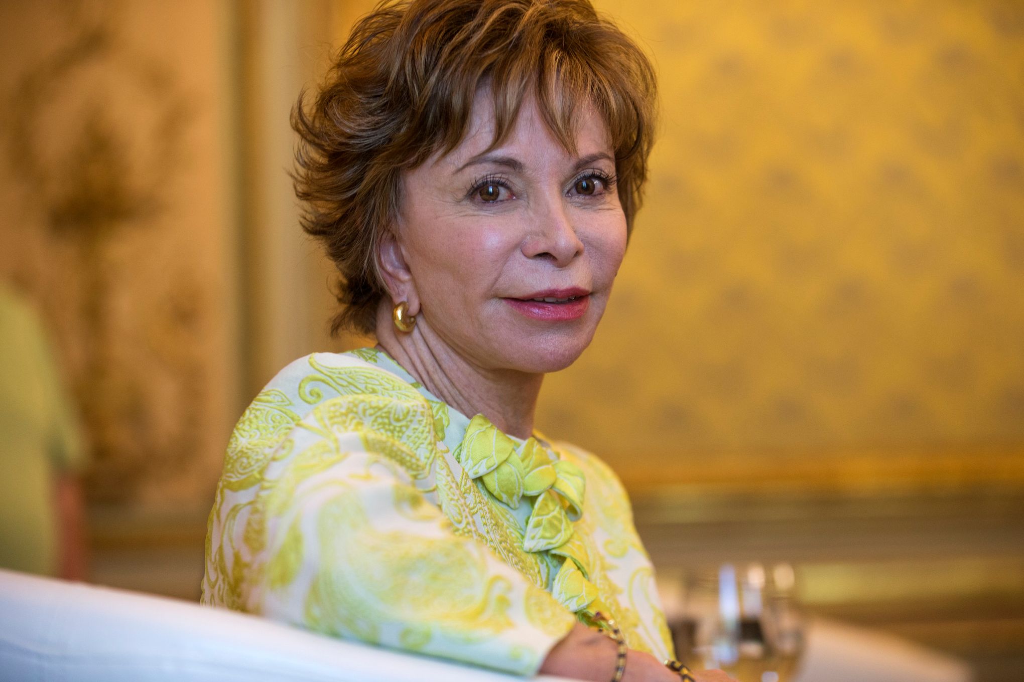 Inspired by her mother, Isabel Allende publishes 'Violeta