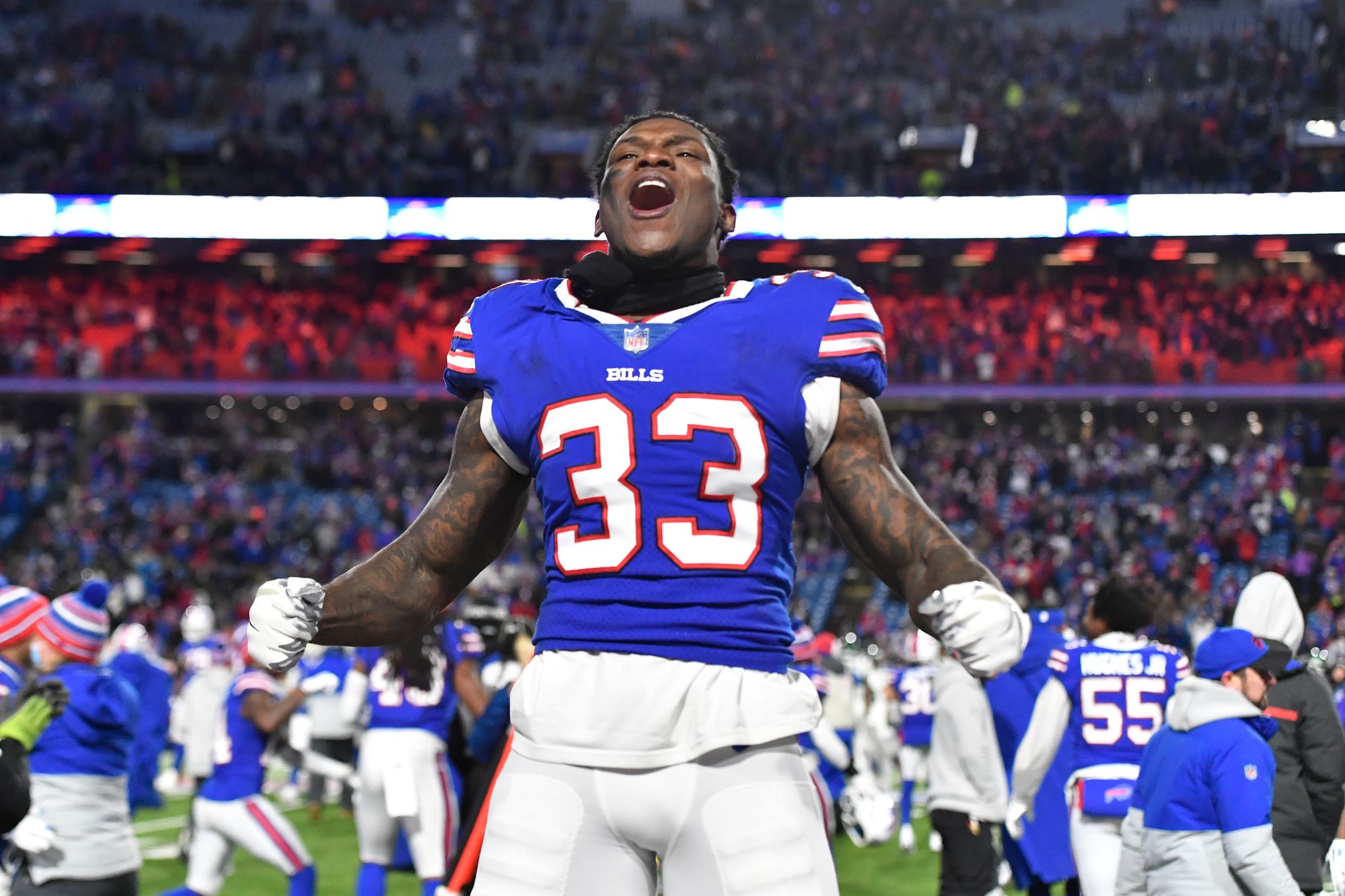 Bills defense trampled by Jonathan Taylor, Buffalo loses, 41-15