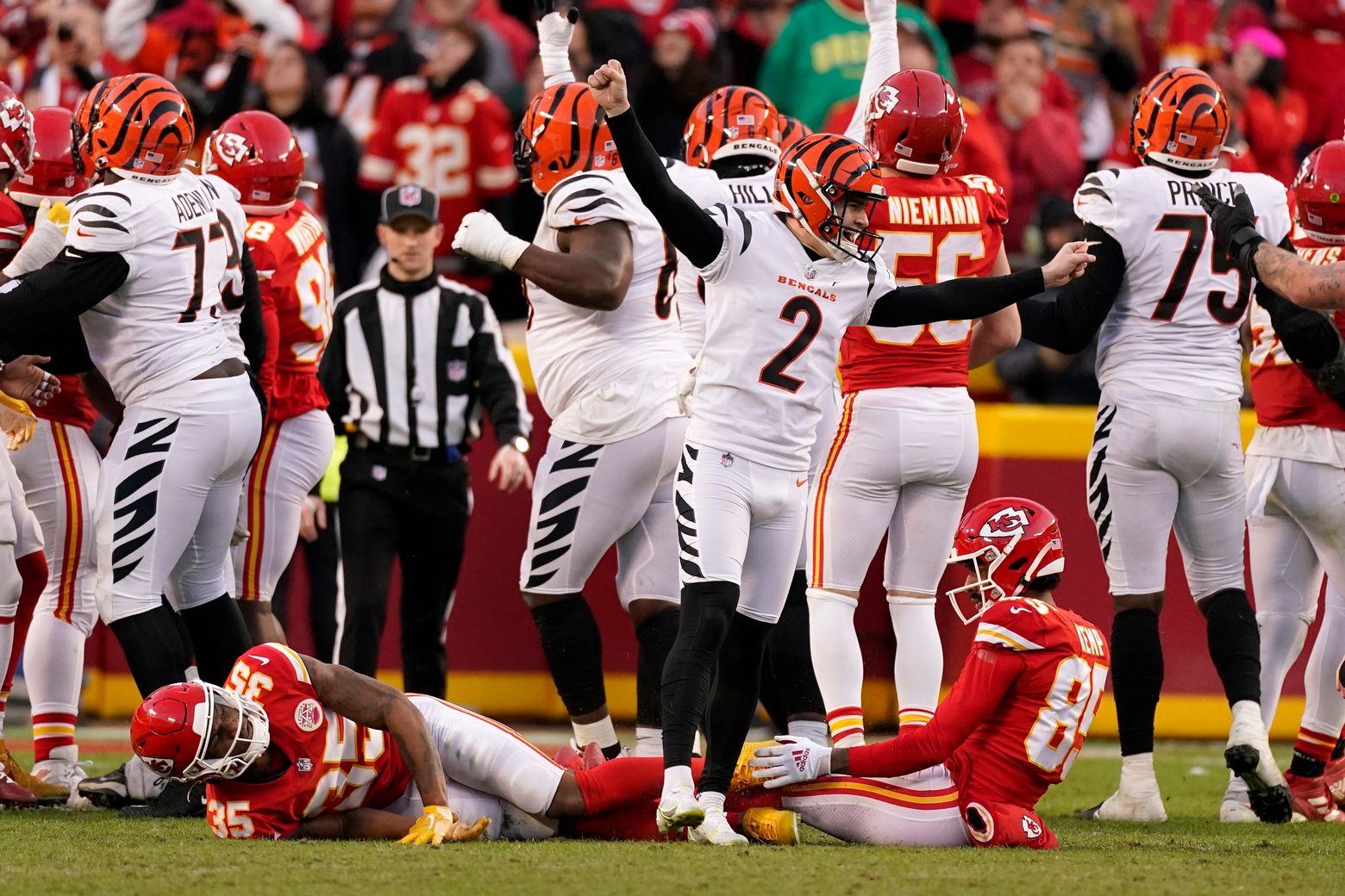 Bengals coach Zac Taylor praises rookie kicker Evan McPherson, who