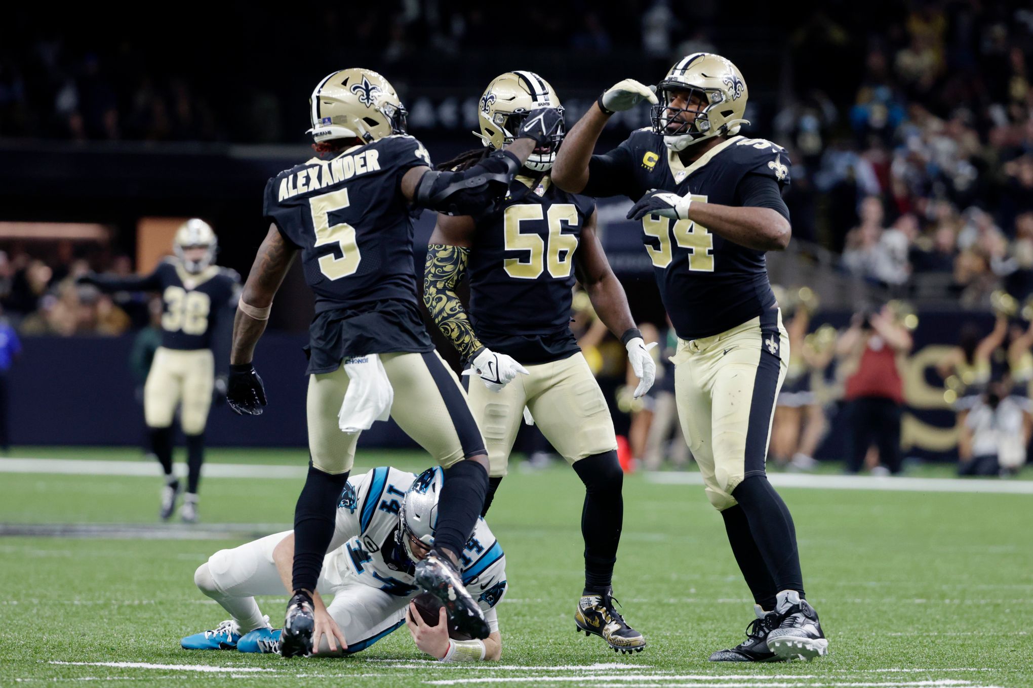 Saints face crucial decisions with Armstead, Williams, other free