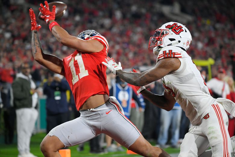 WKU QB Bailey Zappe makes college football history in blowout bowl win