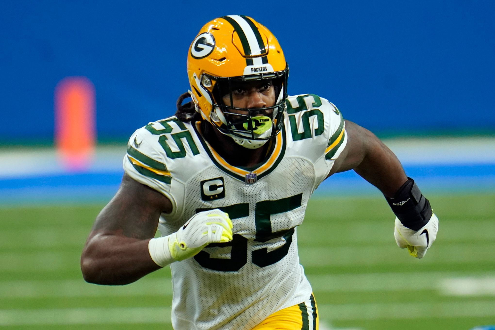 Packers' Za'Darius Smith practicing, eyes playoff return