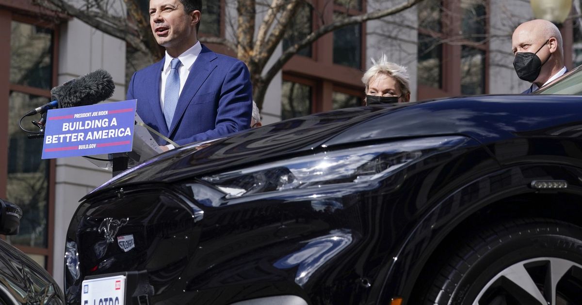AP FACT CHECK Biden takes halfsteps on electric vehicles The