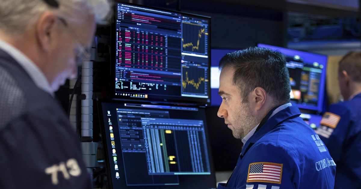Stocks fall again, handing Wall Street another losing week The