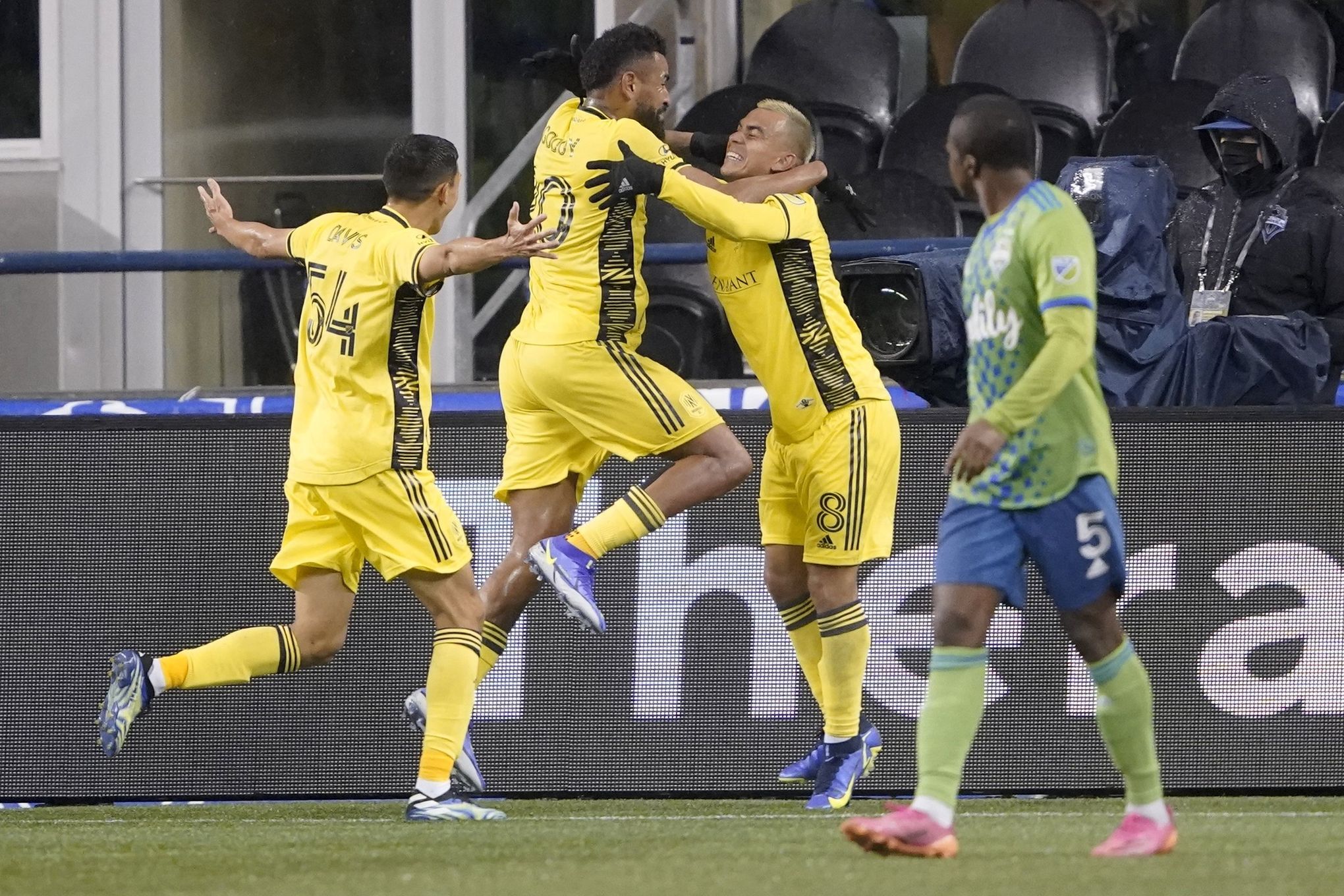 Thrilling MLS Cup final ends in penalty shootout agony for the