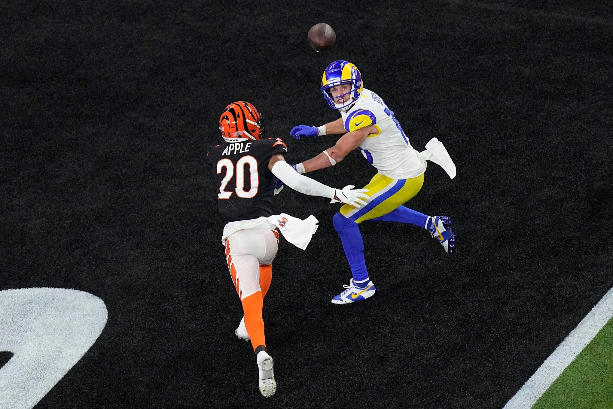 Larry Fitzgerald Reacts To Cooper Kupp's Dominant Postseason - The