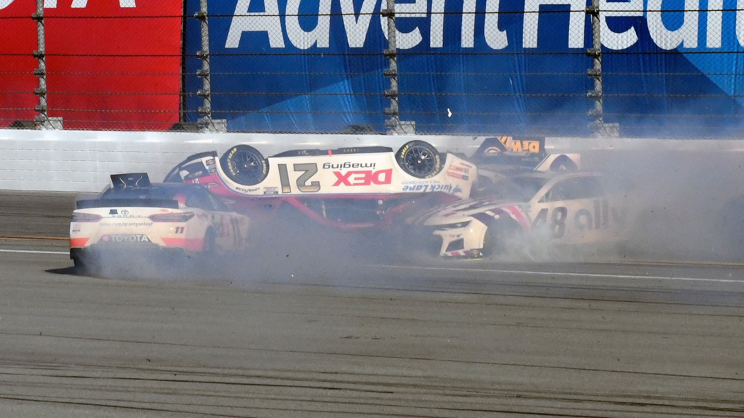 Hamlin s chase for 4th Daytona 500 win ends with early crash The