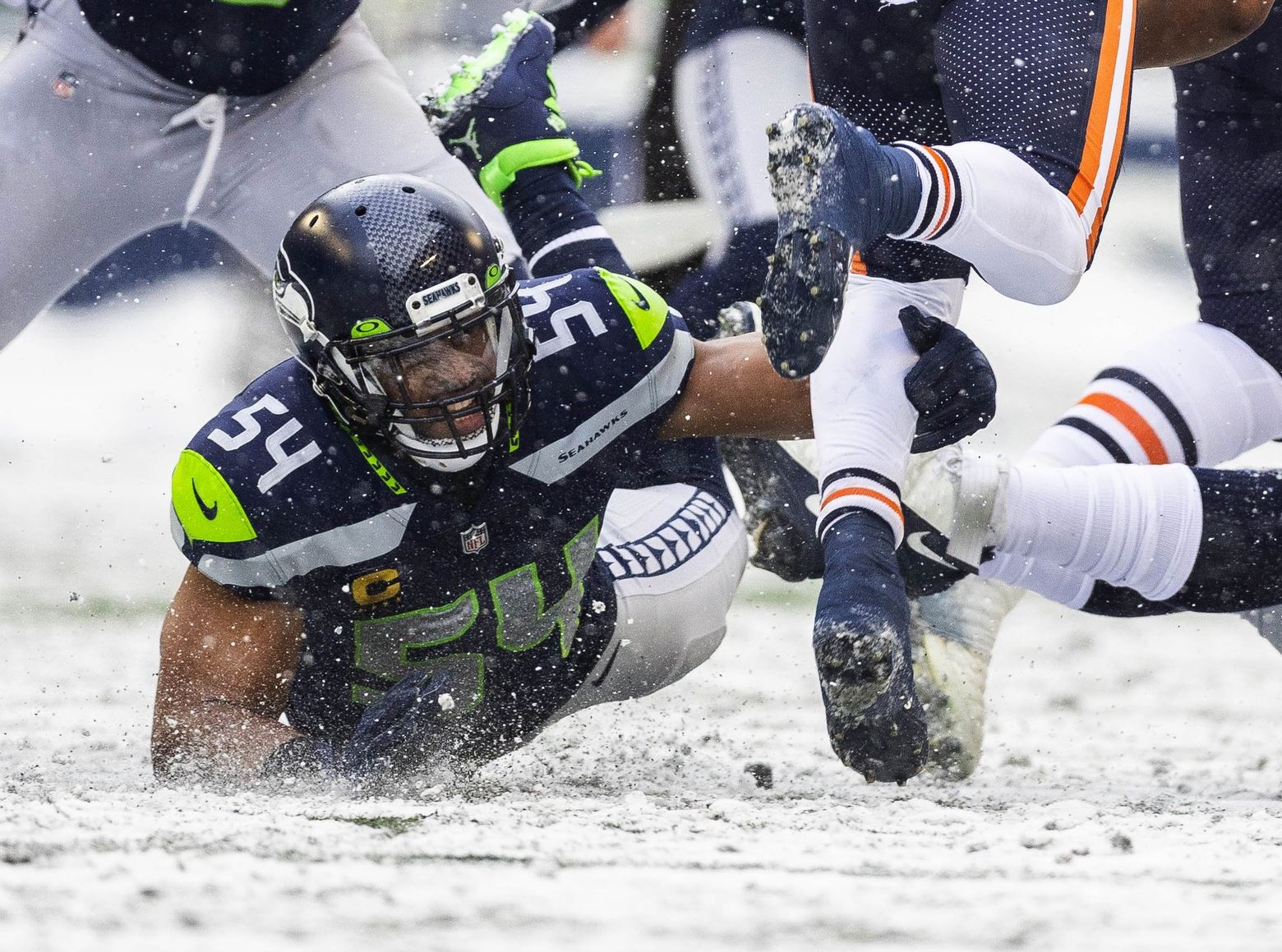 Seahawks 'love playing' with Bobby Wagner, but have a difficult decision to  make