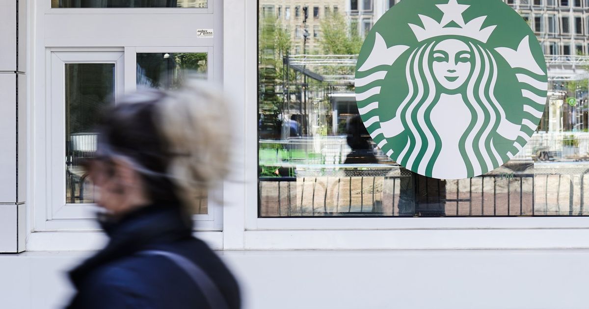 Starbucks illegally threatened and punished activists, US labor board rules