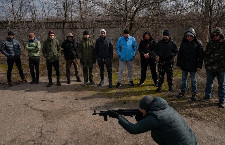 Ukrainians attend weapons training in Odessa on March 8. MUST CREDIT: Washington Post photo by Salwan Georges