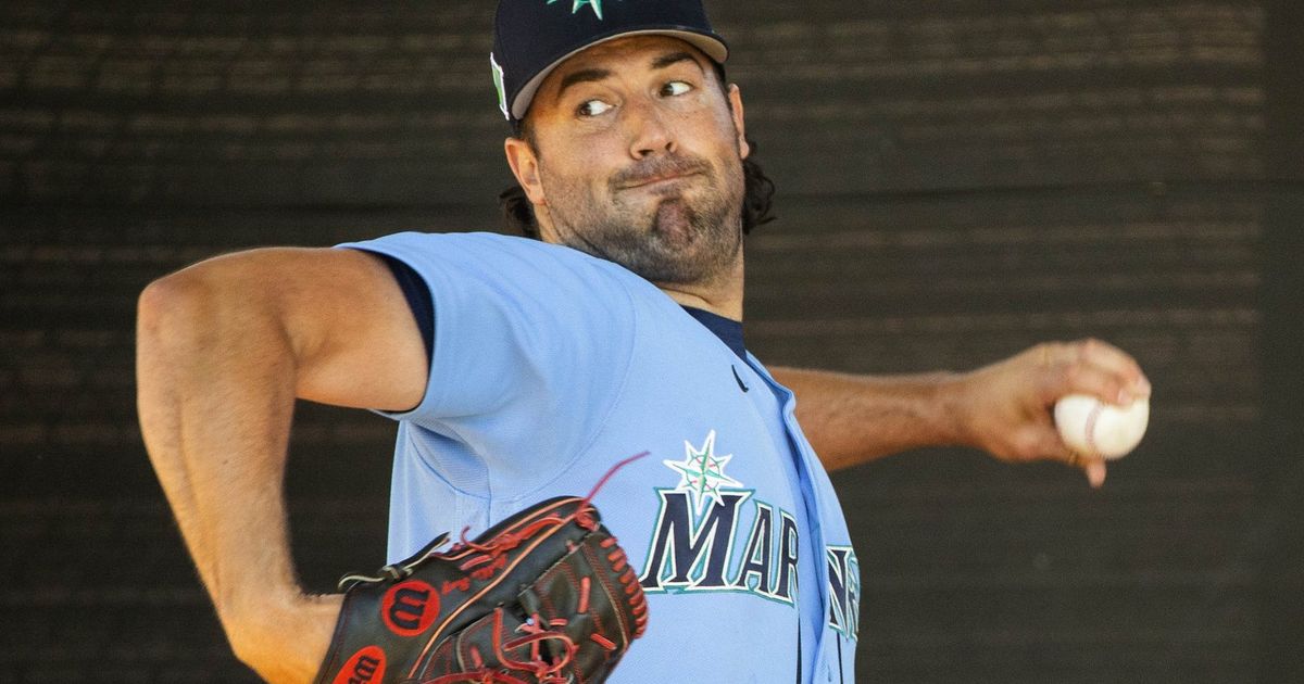 Slimmer frame? Looser pants? New pitch? Robbie Ray reports to Mariners  spring training ready for 2023, Sports