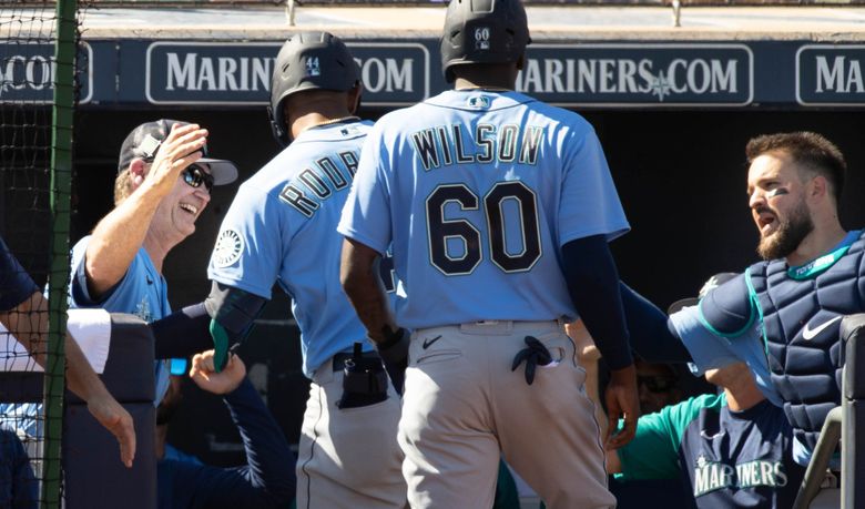 Julio Rodríguez homers, Mariners lose to Padres in spring training