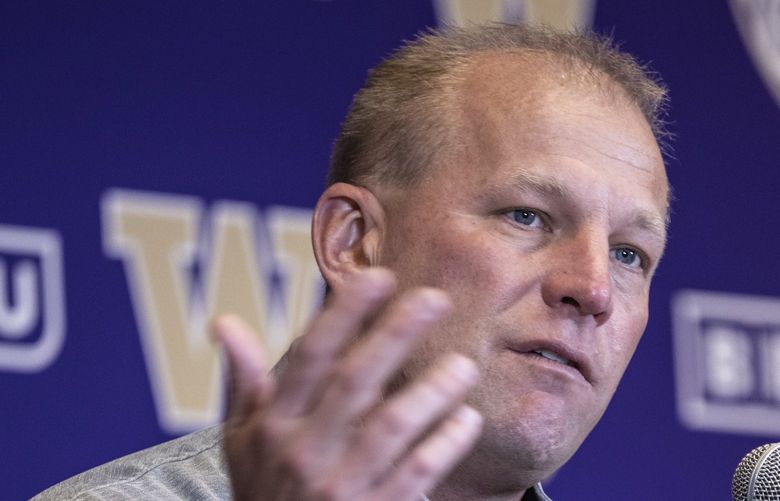 Wed. Feb. 2, 2022.    UW football coach Kalen DeBoer meets the media to talk about the signing day class.  He’s speaking in the team briefing room.   219488