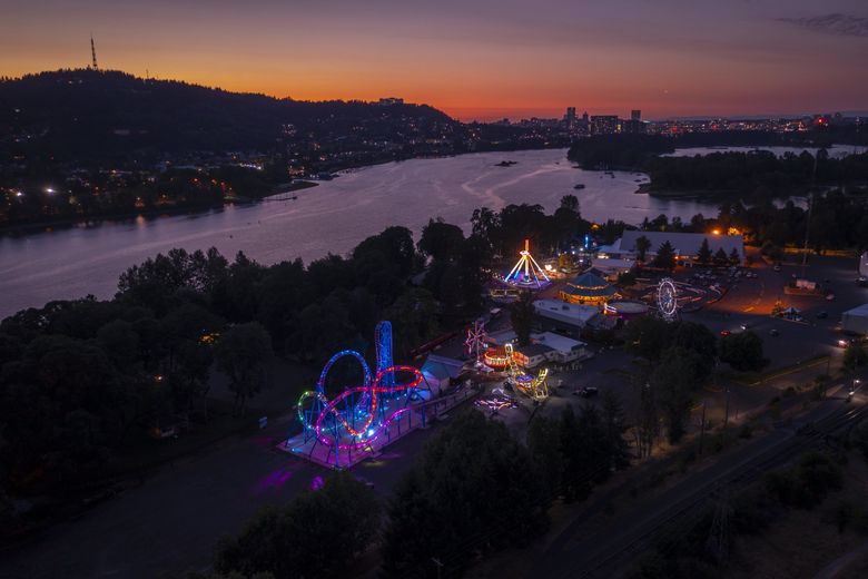 12 theme parks and water parks in the Pacific Northwest - Oregon,  Washington and Idaho