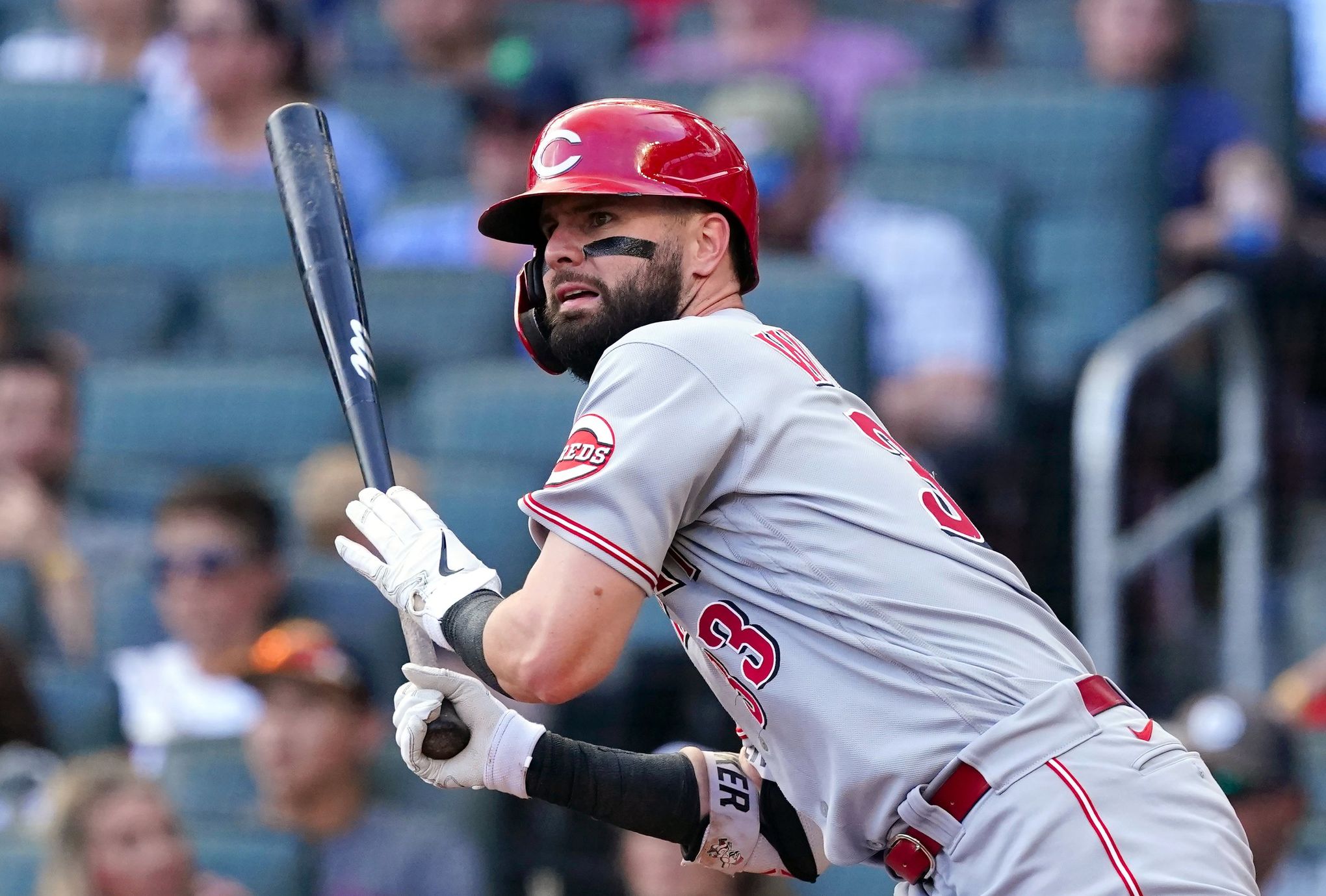 Mariners complete blockbuster trade with Reds for All-Star Jesse Winker and  more