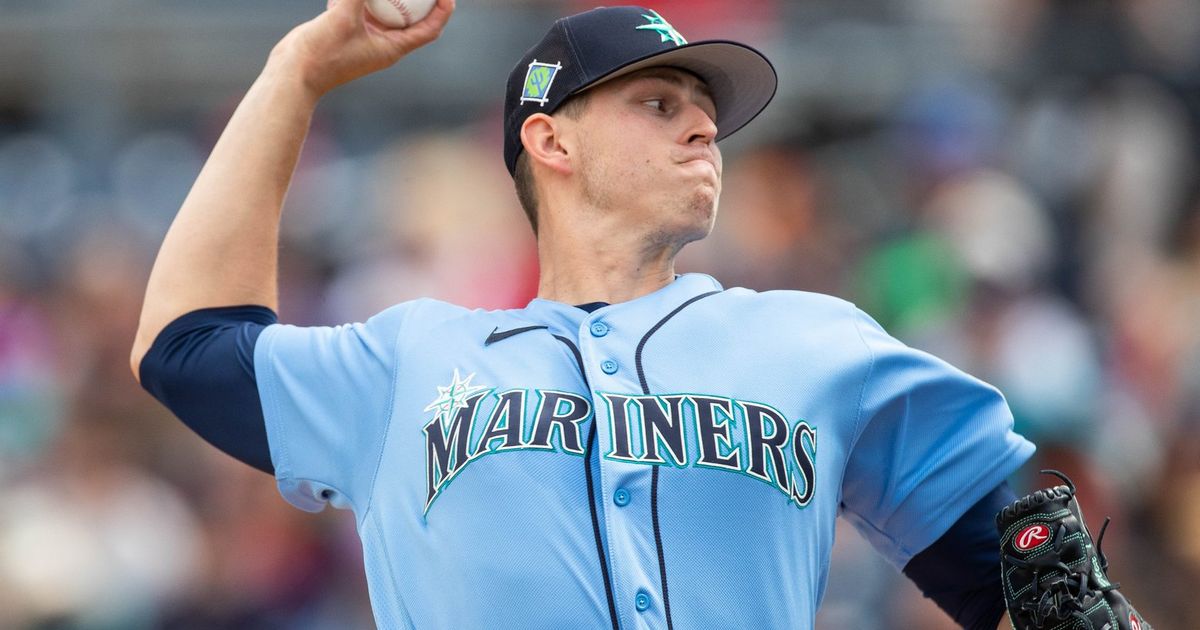 Chris Flexen providing stability to Mariners' staff