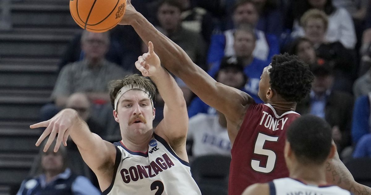 Kaden Perry leaves Gonzaga basketball team due to back injury