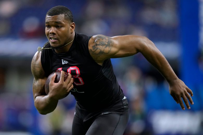 Georgia's Lewis Cine makes statement with performance at NFL combine