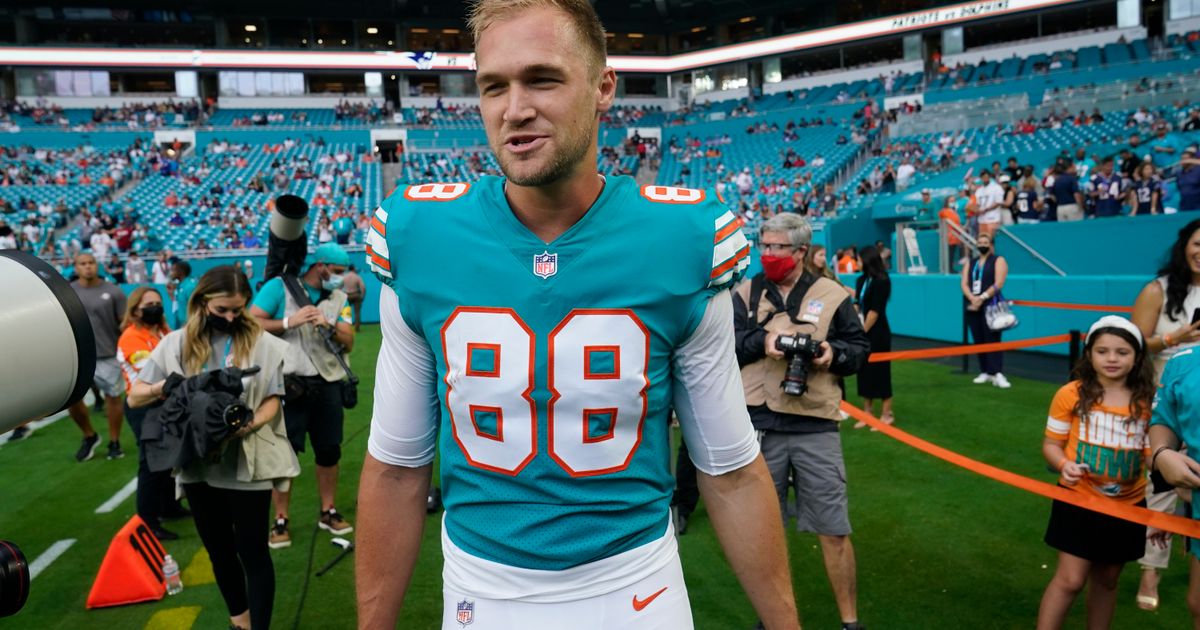 Southern Regional Alum Gets Franchise Tag From Miami Dolphins