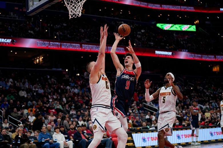 Jokic shines, Nuggets cruise to 127-109 victory over Wizards