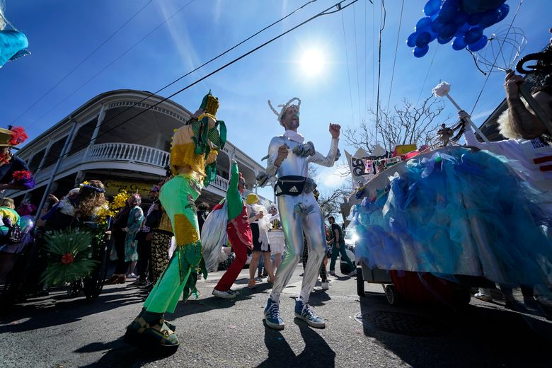 I love Mardi Gras:' Carnival spirit takes over New Orleans