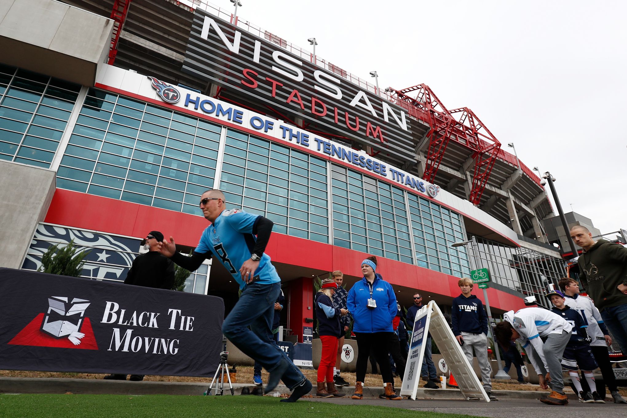 The Tennessee Titans want a new stadium. Metro Government is