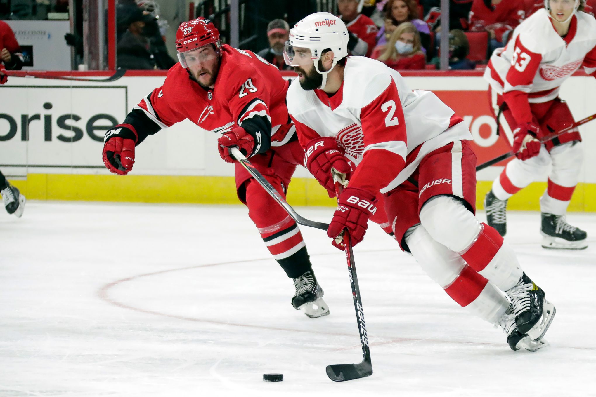 Detroit Red Wings trade Nick Leddy to St. Louis Blues