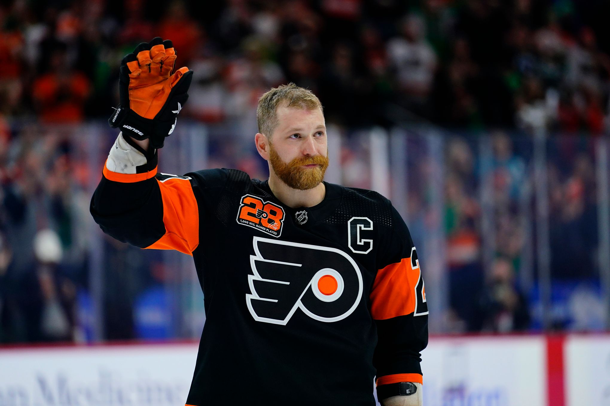 Flyers trade captain Claude Giroux to Panthers, source says - The Globe and  Mail