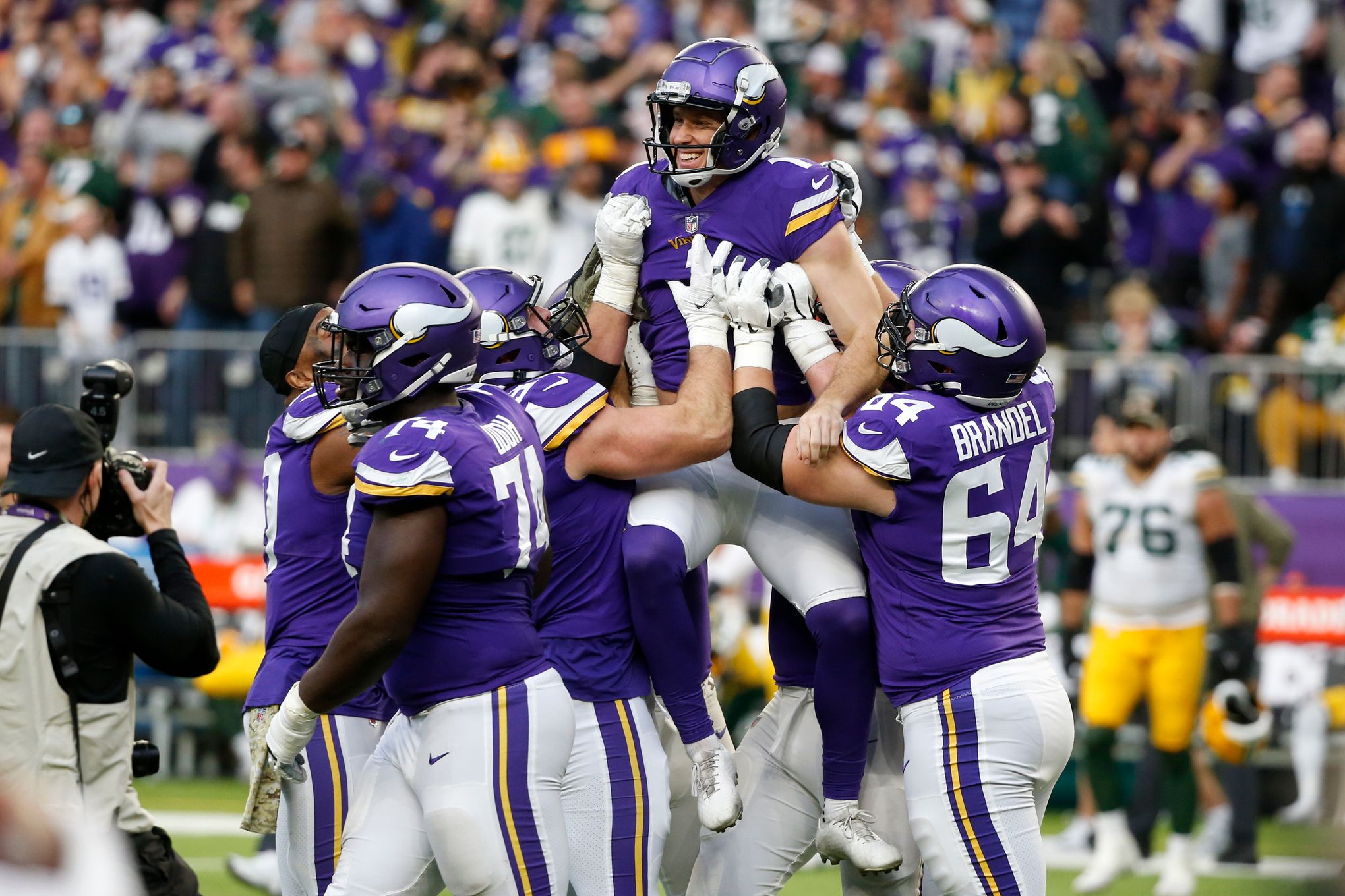 Do Minnesota Vikings have the right kicker in Greg Joseph? 