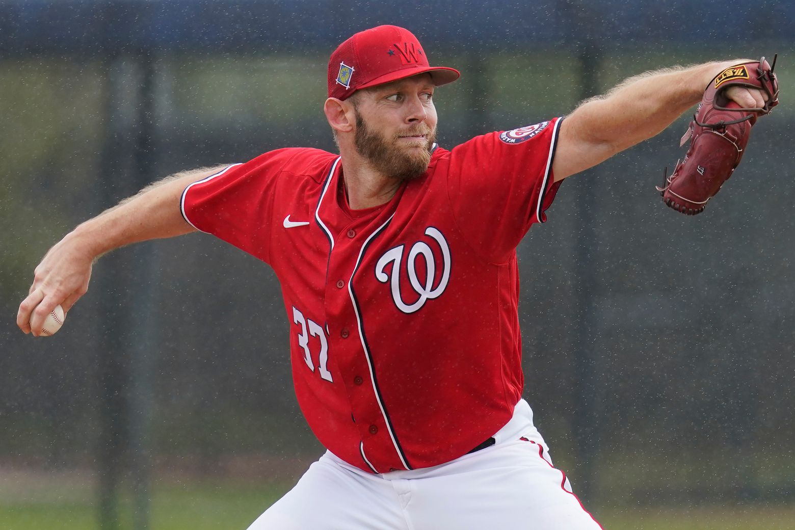 Strasburg, Nats not pushing for a fast return as he recovers