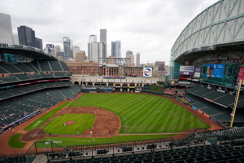 Apple TV+ announces 2nd season of MLB 'Friday Night Baseball