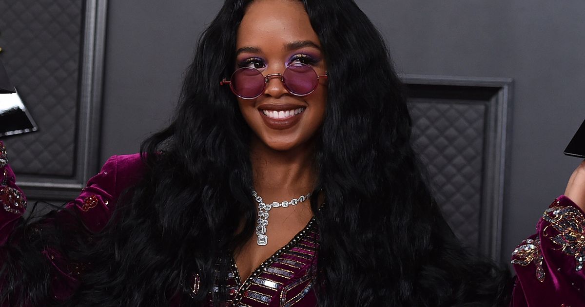 H.E.R. does juggling act with concert tours, acting, Grammys | The ...