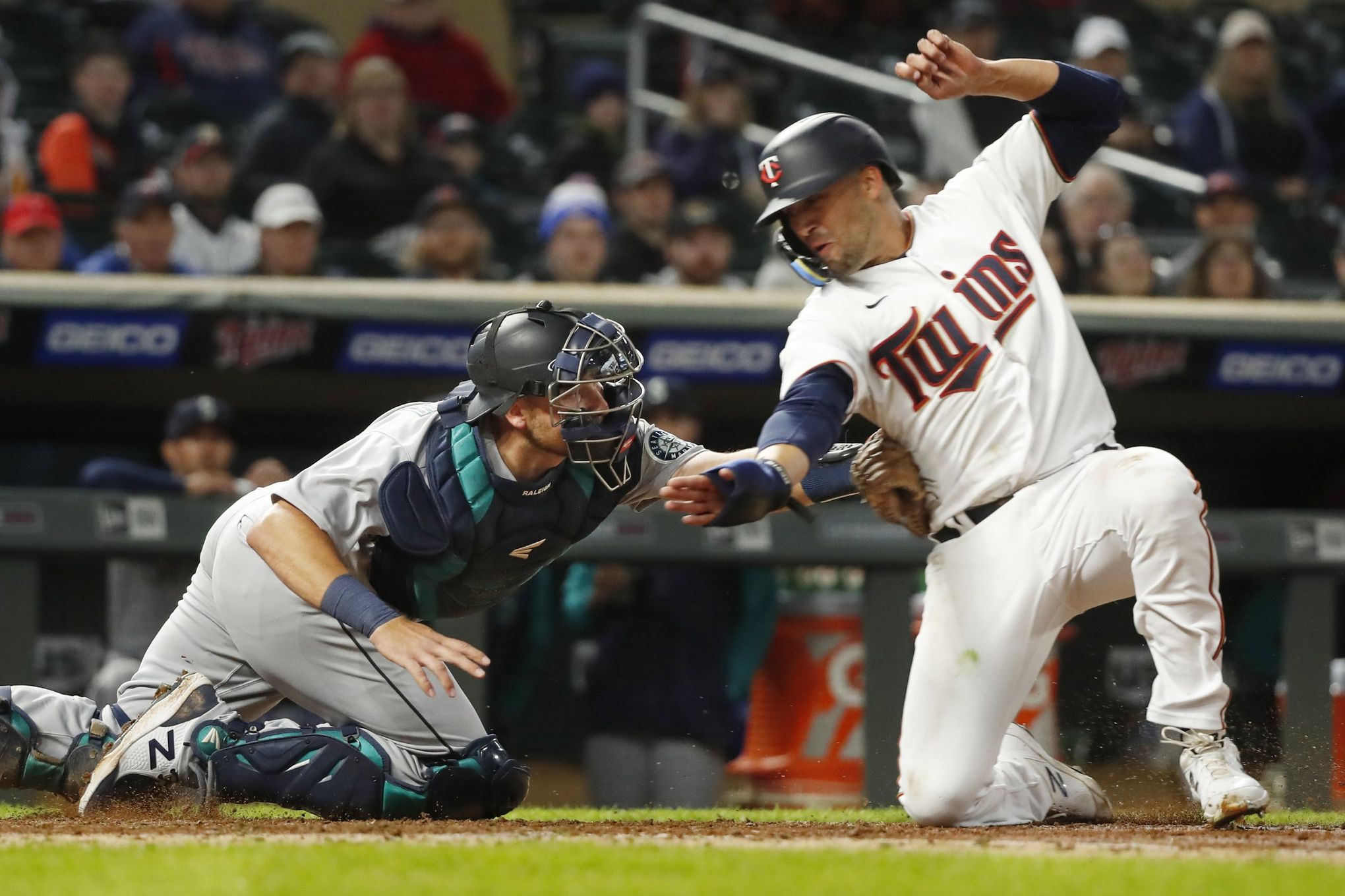 Mariners Become a Tale of Two Teams, Lose to Rays 7-4 - Lookout