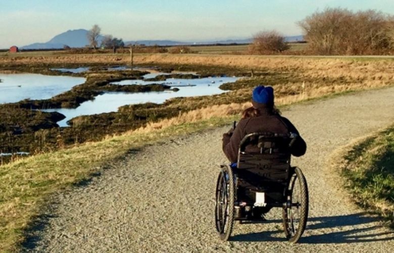Schmitz hikes along the 2.1 mile Padilla Bay Trail near Mt. Vernon that is teeming with sea life and birds, thanks to the 8,000-acre eelgrass meadow and intertidal bay.