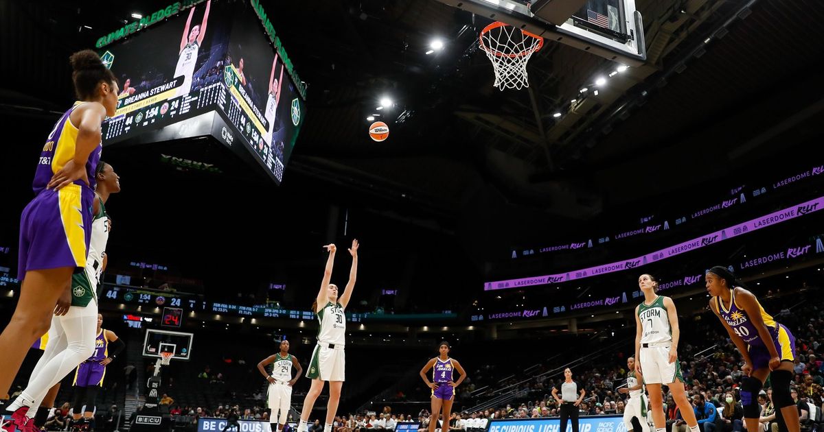 Seattle Storm vs. Los Angeles Sparks – Climate Pledge Arena